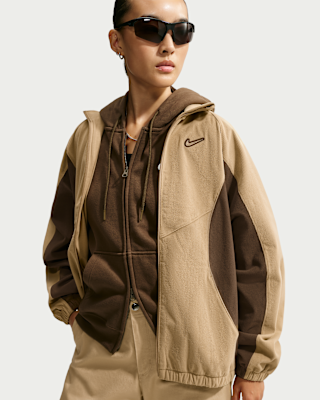 Nike Sportswear Women's Oversized Corduroy Tracksuit Jacket. Nike RO
